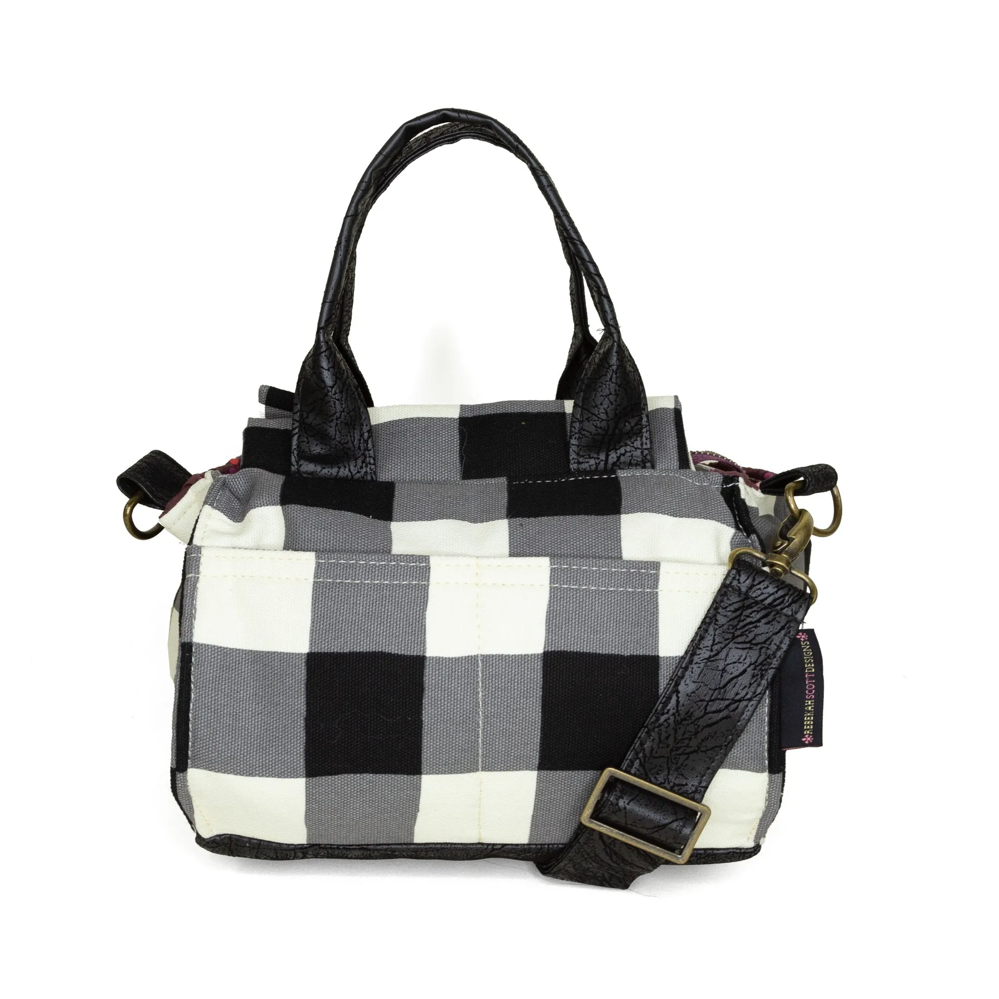 Anita: Black Check A crossbody bag that delivers both style and function Comfortable strap ensures a pleasant wearing experience