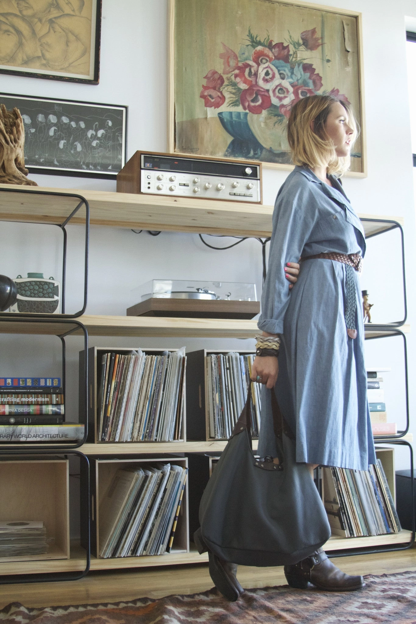 B23 BELL-BOTTOMED HOBO Compact Carry