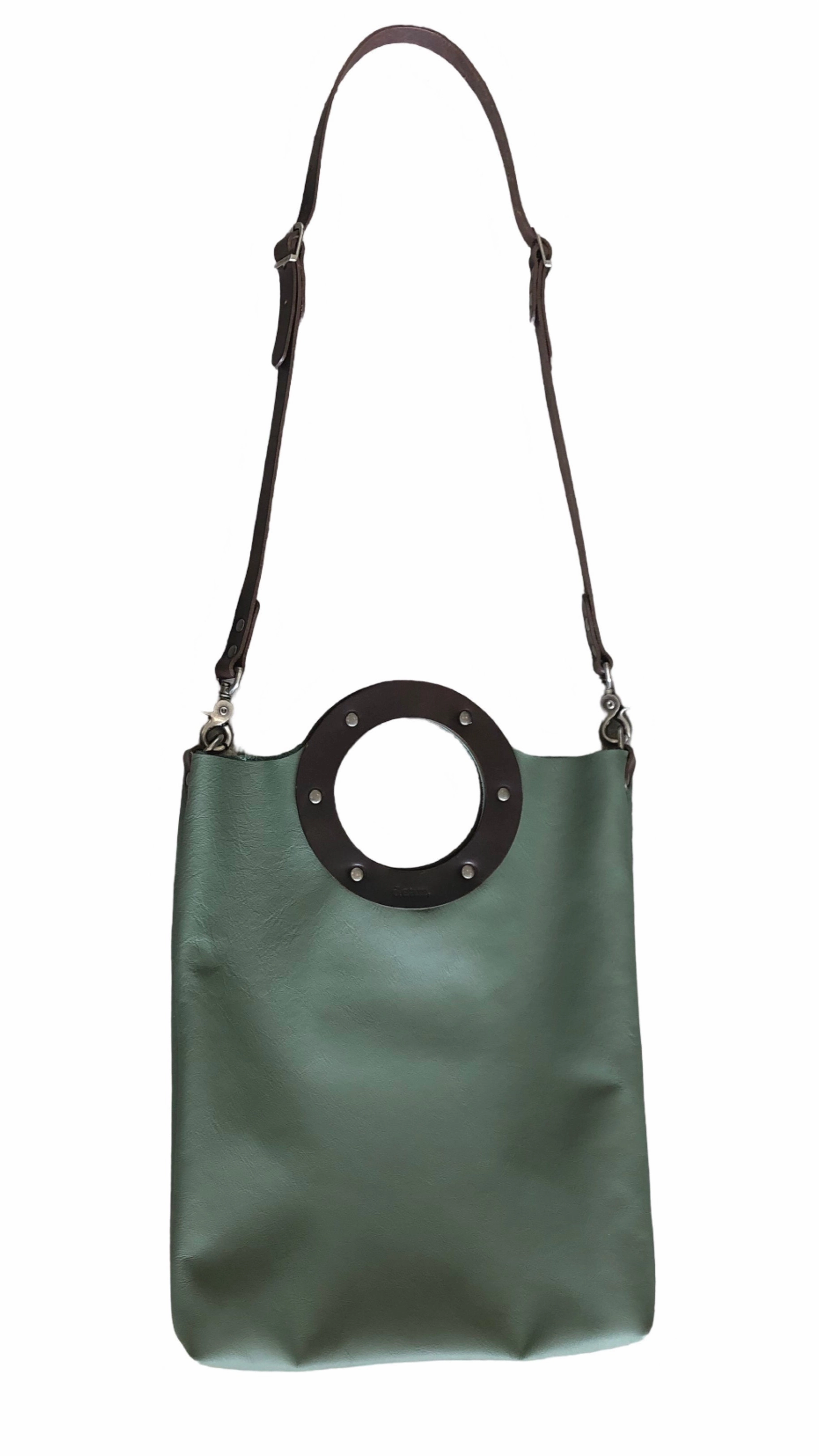 B32 SMALL CIRCLE TOTE Elegant Finish