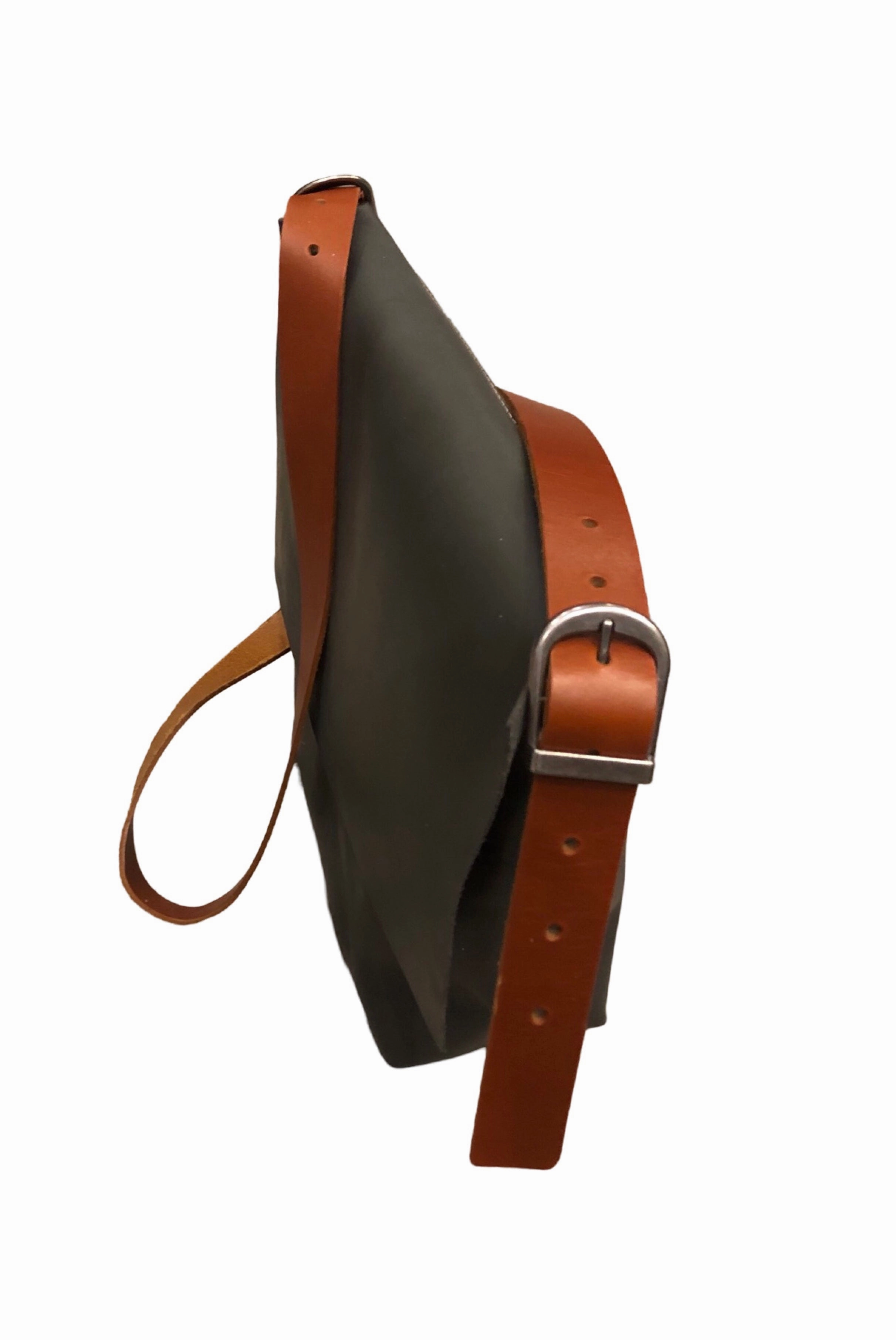 Versatile Design Lightweight Design B51 crossbody