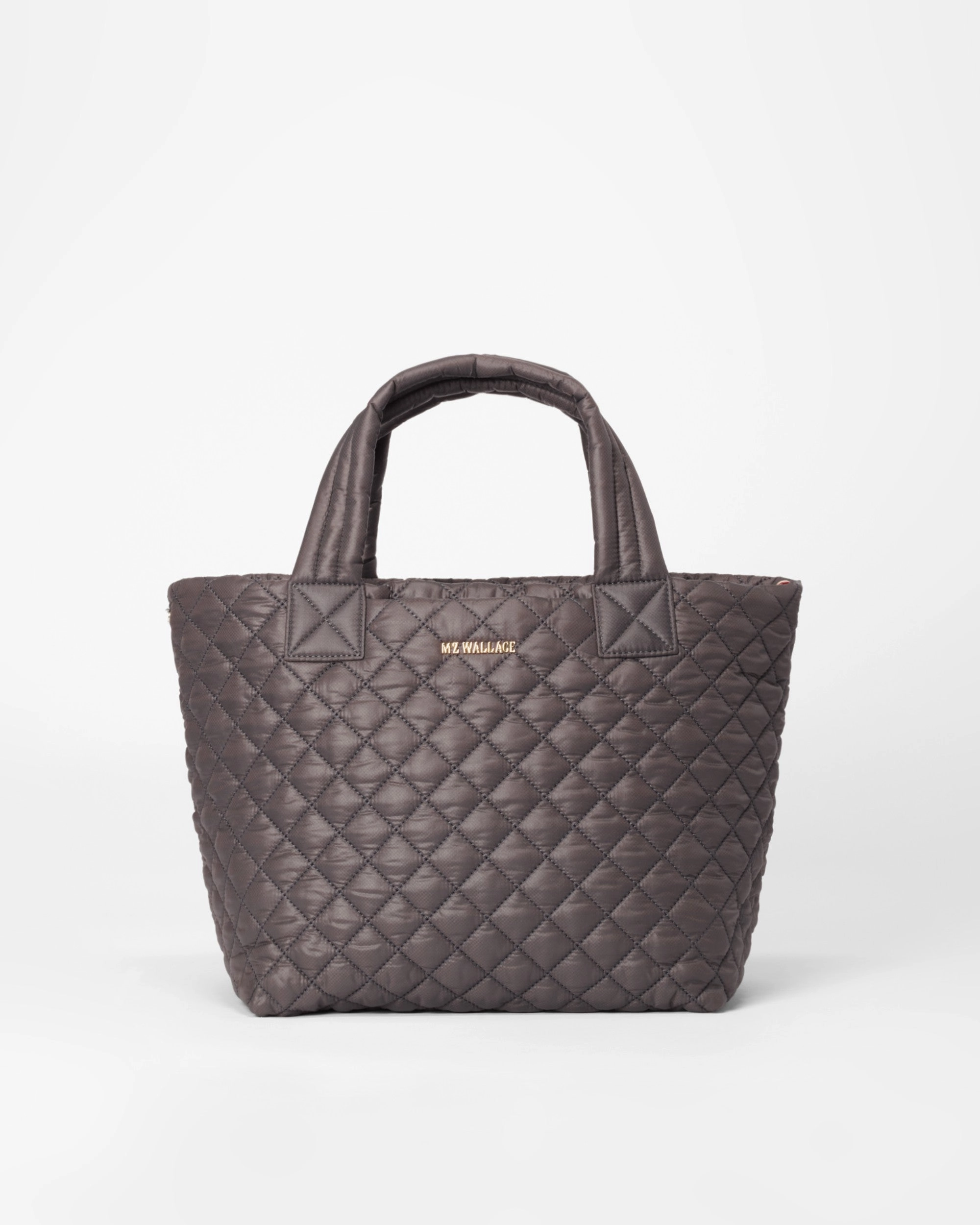 Quilted Style Magnet Small Metro Tote Deluxe