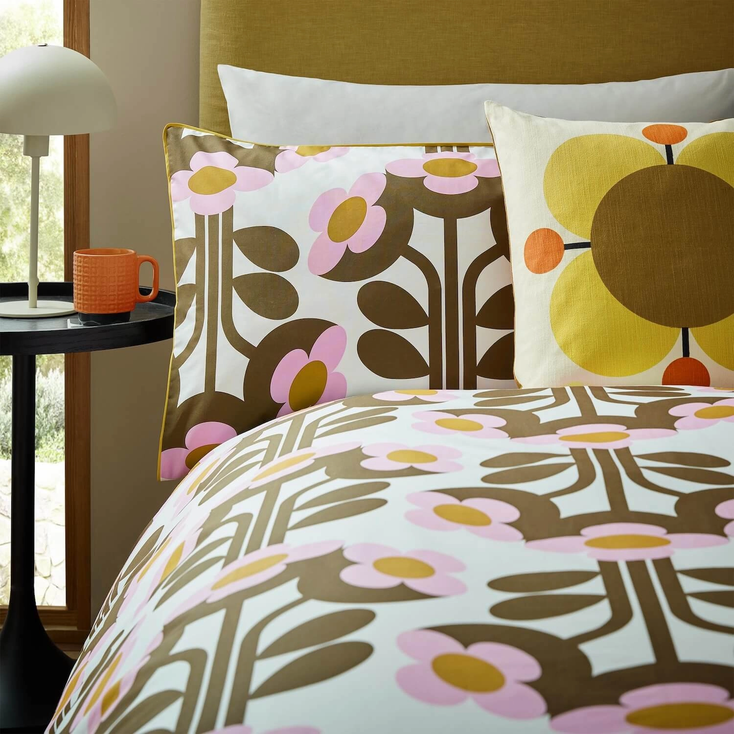 Buttercup Bed Linen Set - Blossom Functional Reliability Compact Solution