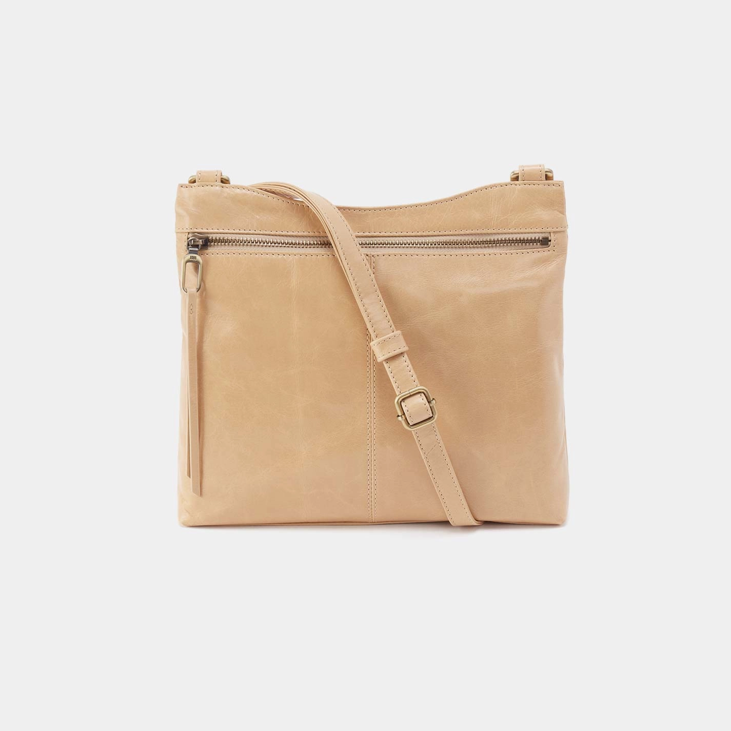 Casual Outfit Cambel Crossbody in Polished Leather - Desert Sand