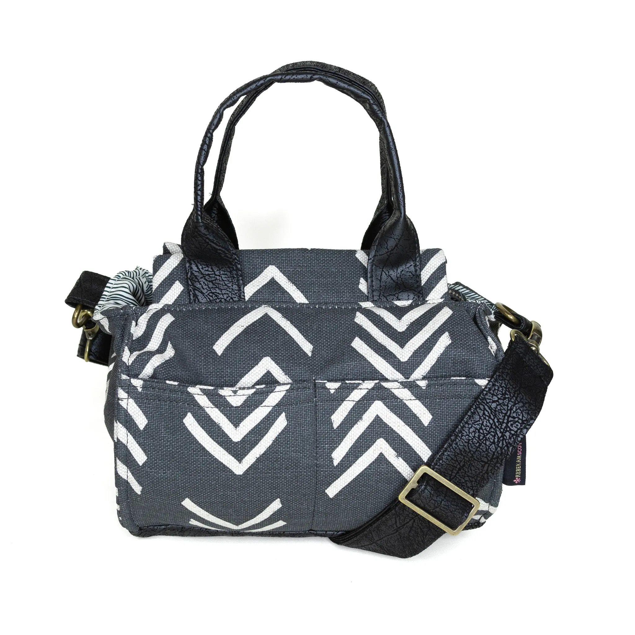 Minimalist Urban Gear Anita: Black Spearhead