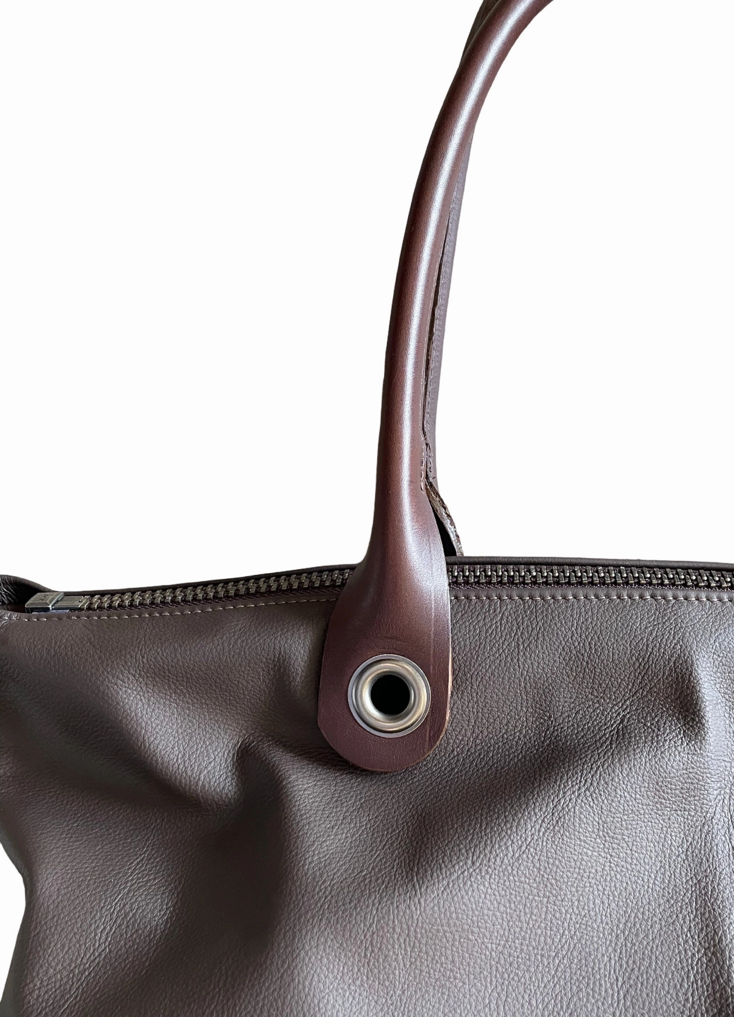 Daily Companion B35 GROMMET HANDLE