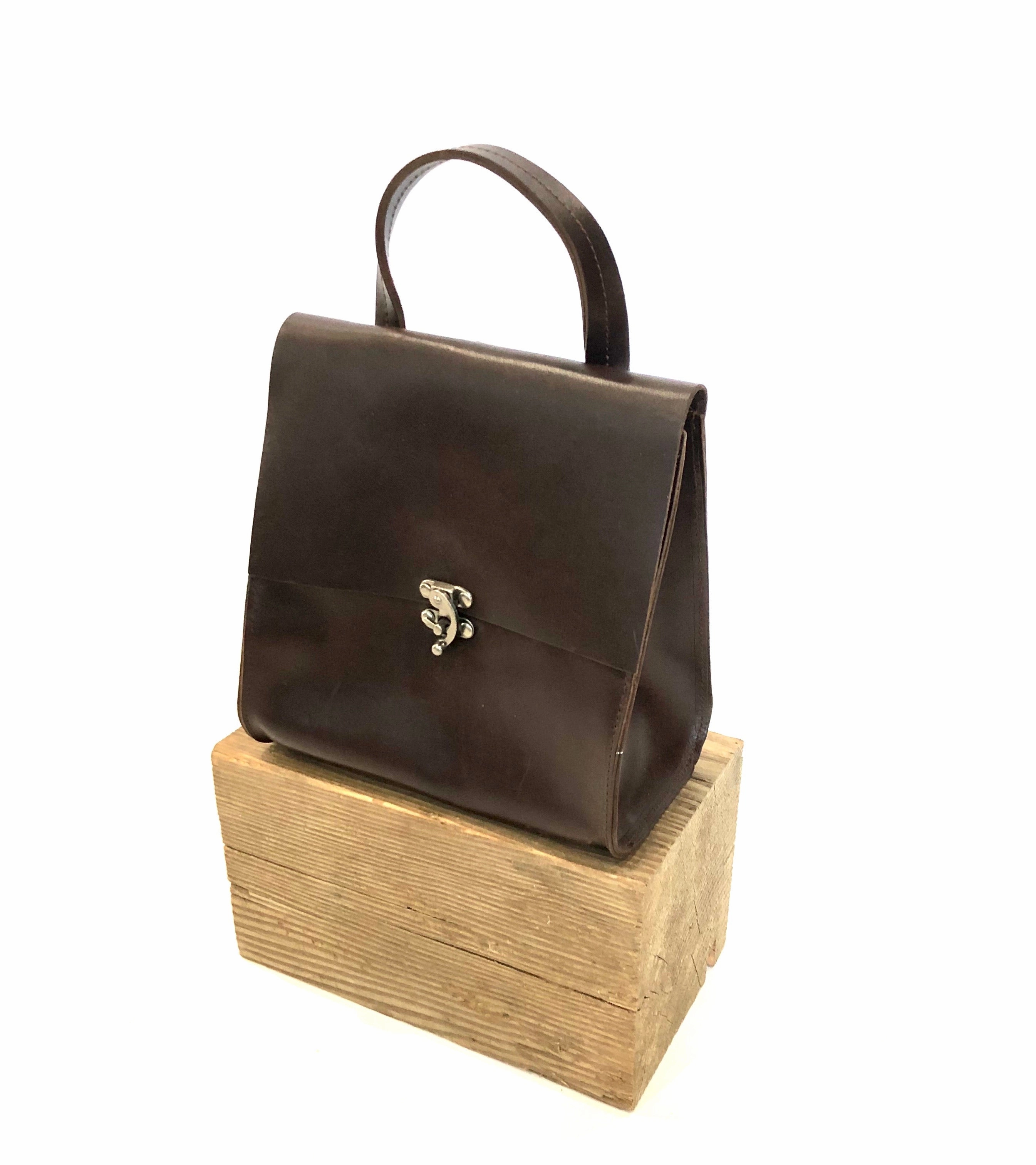 Modern Comfort Work Necessity B39 backpack