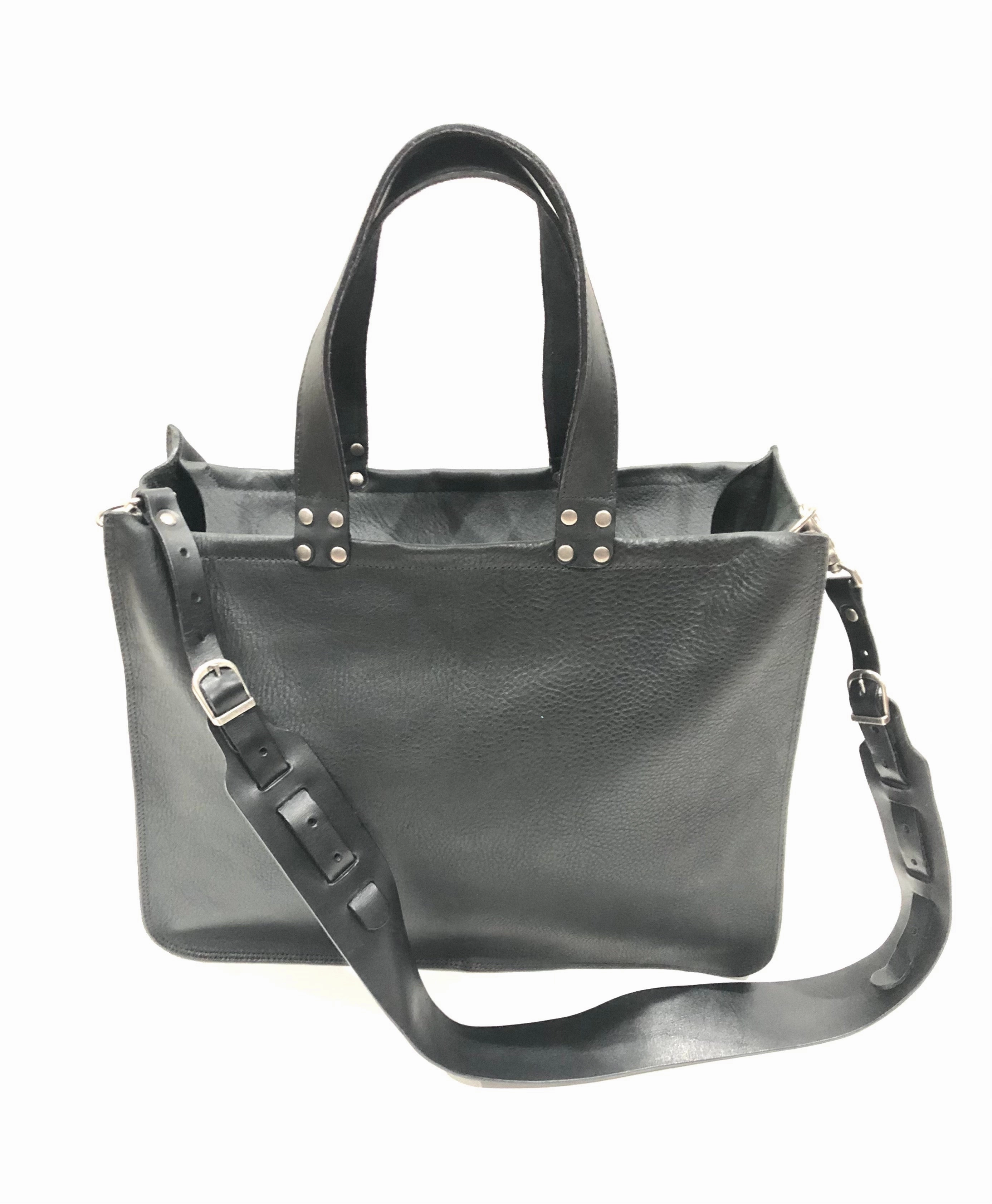 B15 Travel tote w/shoulder strap Minimalist Aesthetic