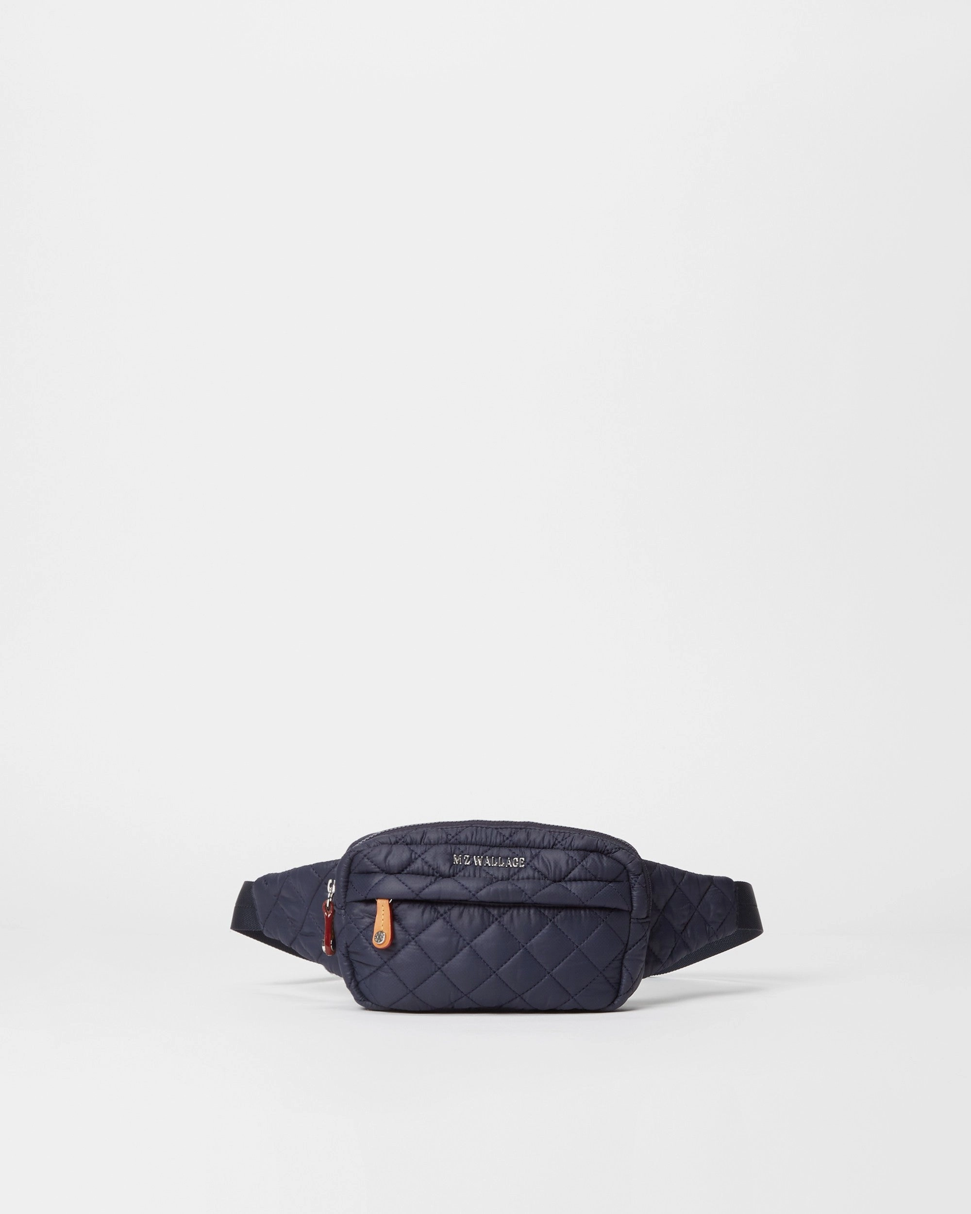 Minimal Outfit Dawn Metro Belt Bag