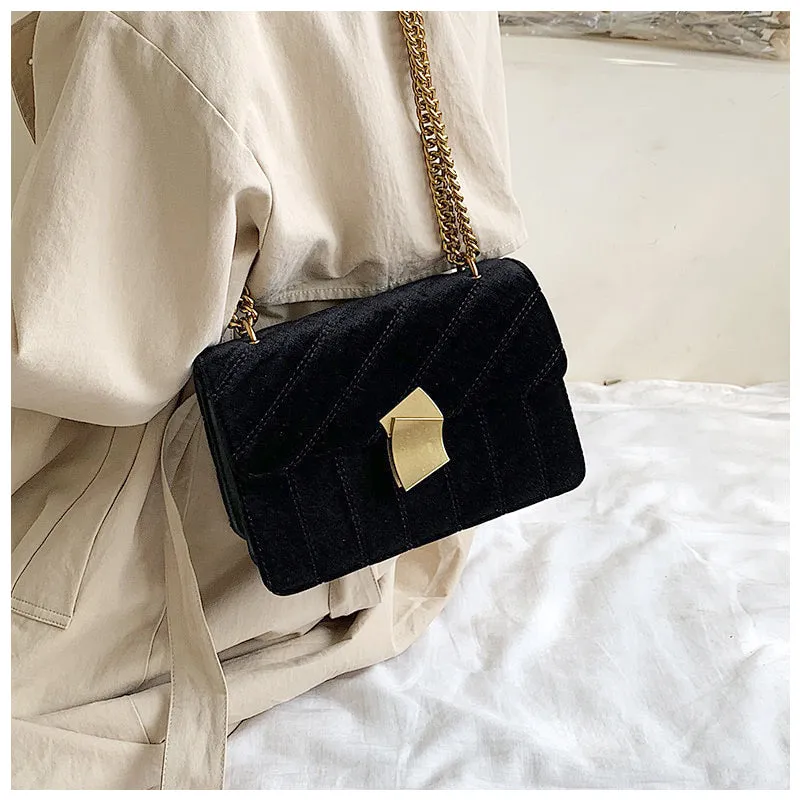 The Amanda Crossbody Bag Campus Style Versatile Accessory