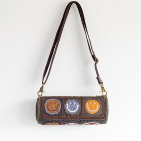 Outdoor Ready Functional Travel Elena Handbags Smiley Face Bucket Shoulder Purse