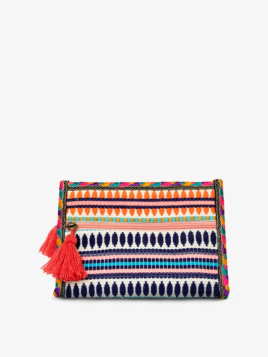 Emberlyn Triangular Pouch Bold Look