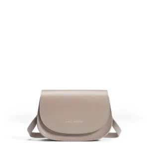 Functional Design Holiday Style Montmartre Manon taupe vegetable tanned leather crossbody bag