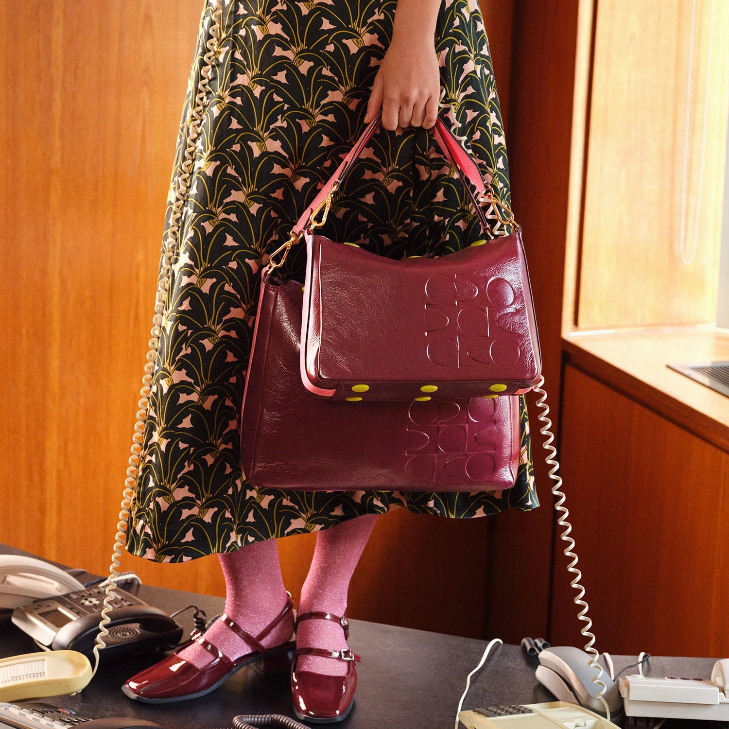 Large Softie Leather Shoulder Bag - OK Colourblock Burgundy Casual Utility Utility Focus