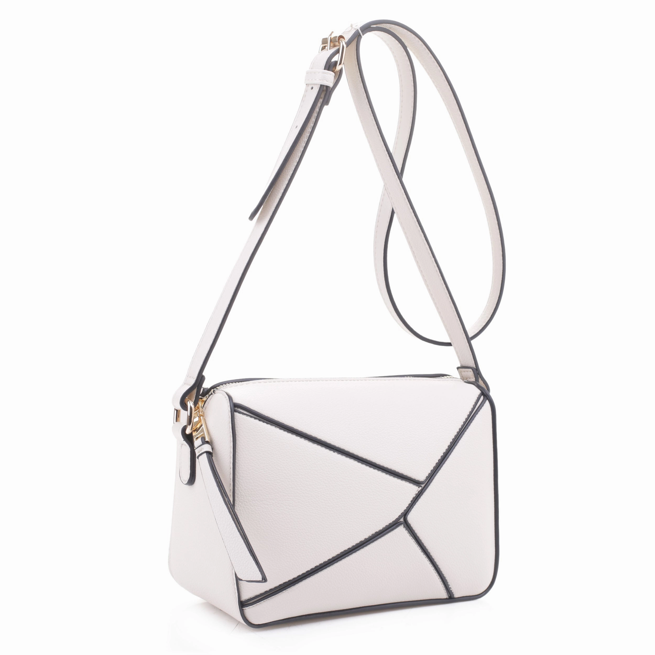 Giselle Camera Bag Trendy Look Functional Accessory