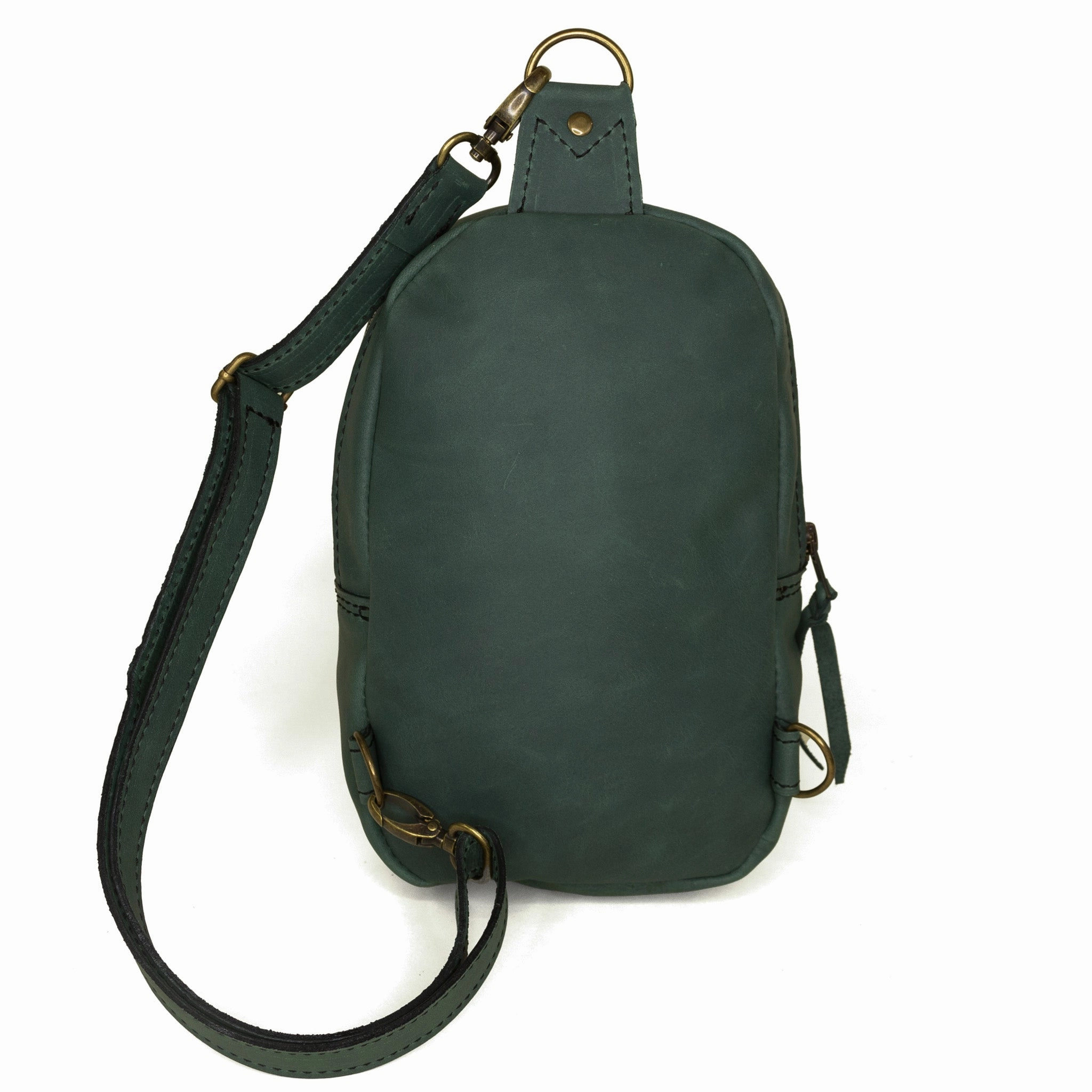 Compact Urban Design Durable materials that withstand daily wear Dakota: Evergreen