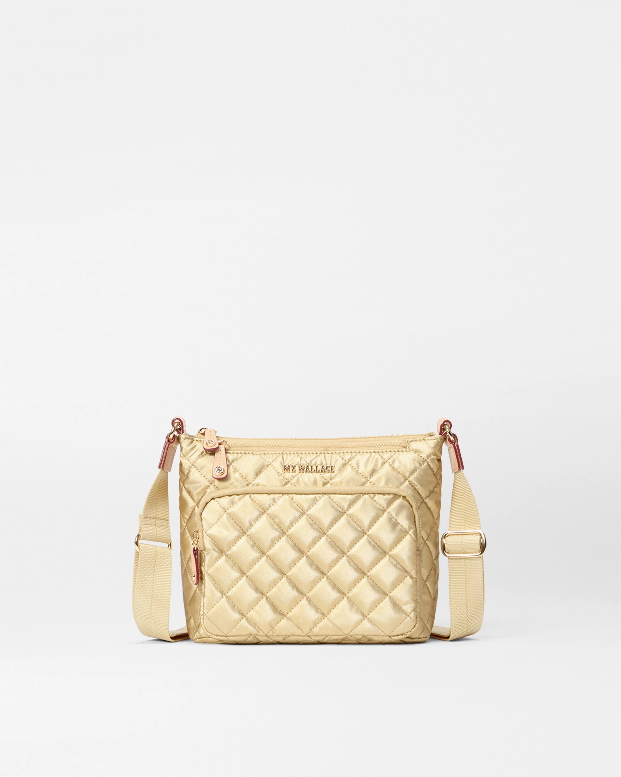 Light Gold Pearl Metro Scout Crossbody Deluxe Lightweight structure makes carrying all-day wear comfortable Comfortable enough for extended wear without strain