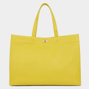 Mortimer Tote Trendy Look Outdoor Activity