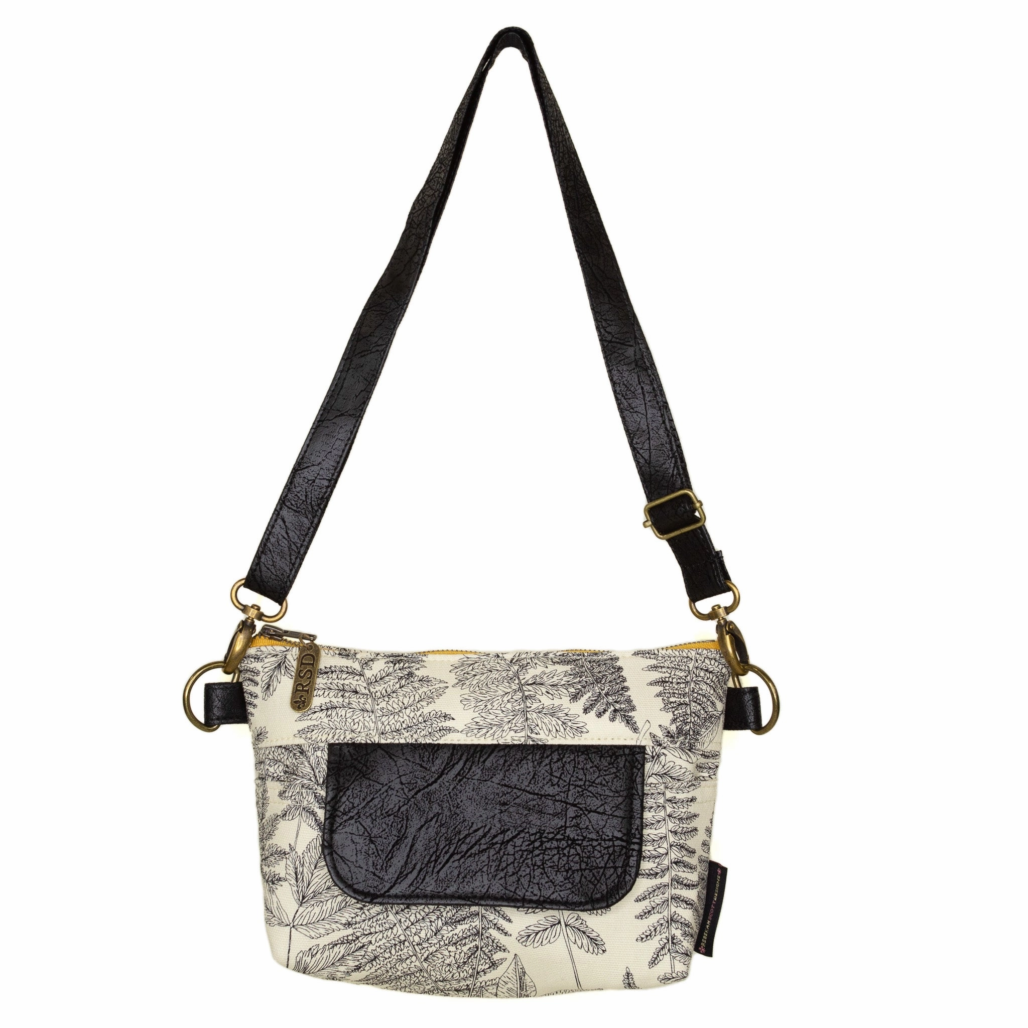 Keeps you organized while offering a minimalist aesthetic Olivia: Fern