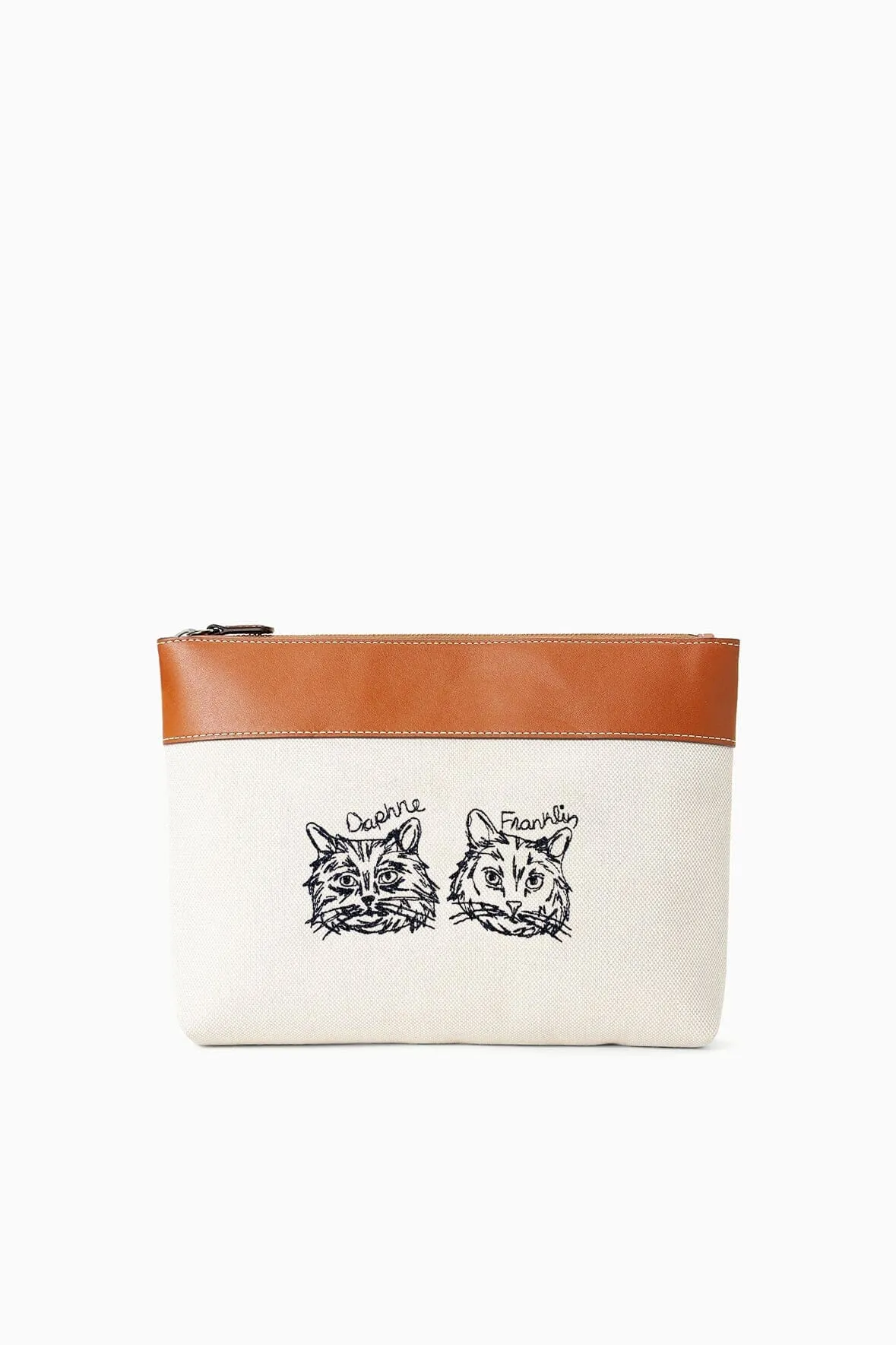 CUSTOM STAUD x C.BONZ DUCKIE ZIP POUCH | CREAM TAN Classic Feature