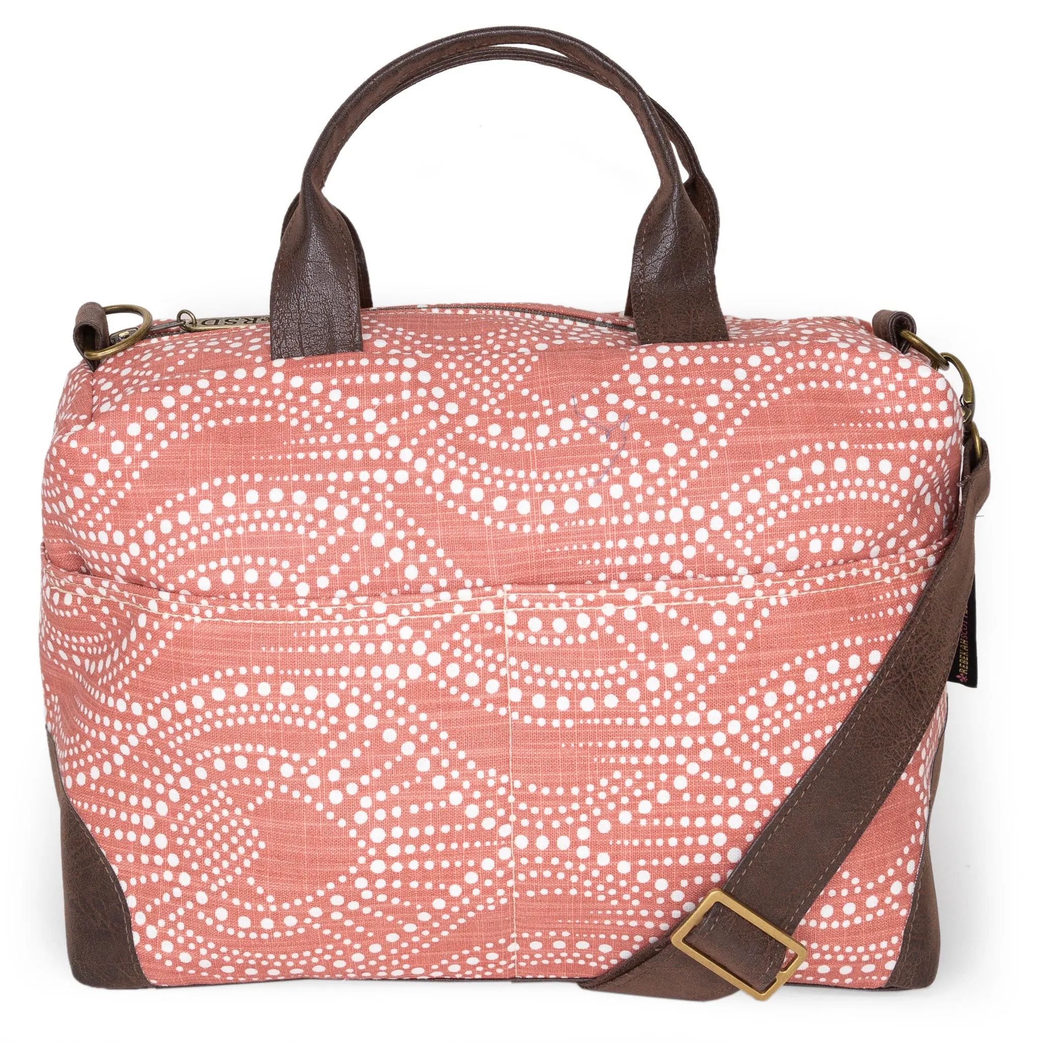 Smart compartments make organizing your items easy and efficient Poppi Premier Purse: Terracotta Cup