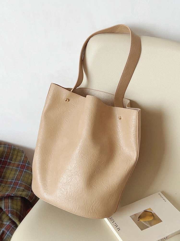 Elena Handbags Chic Leather Bucket Bag Fashion Accessory