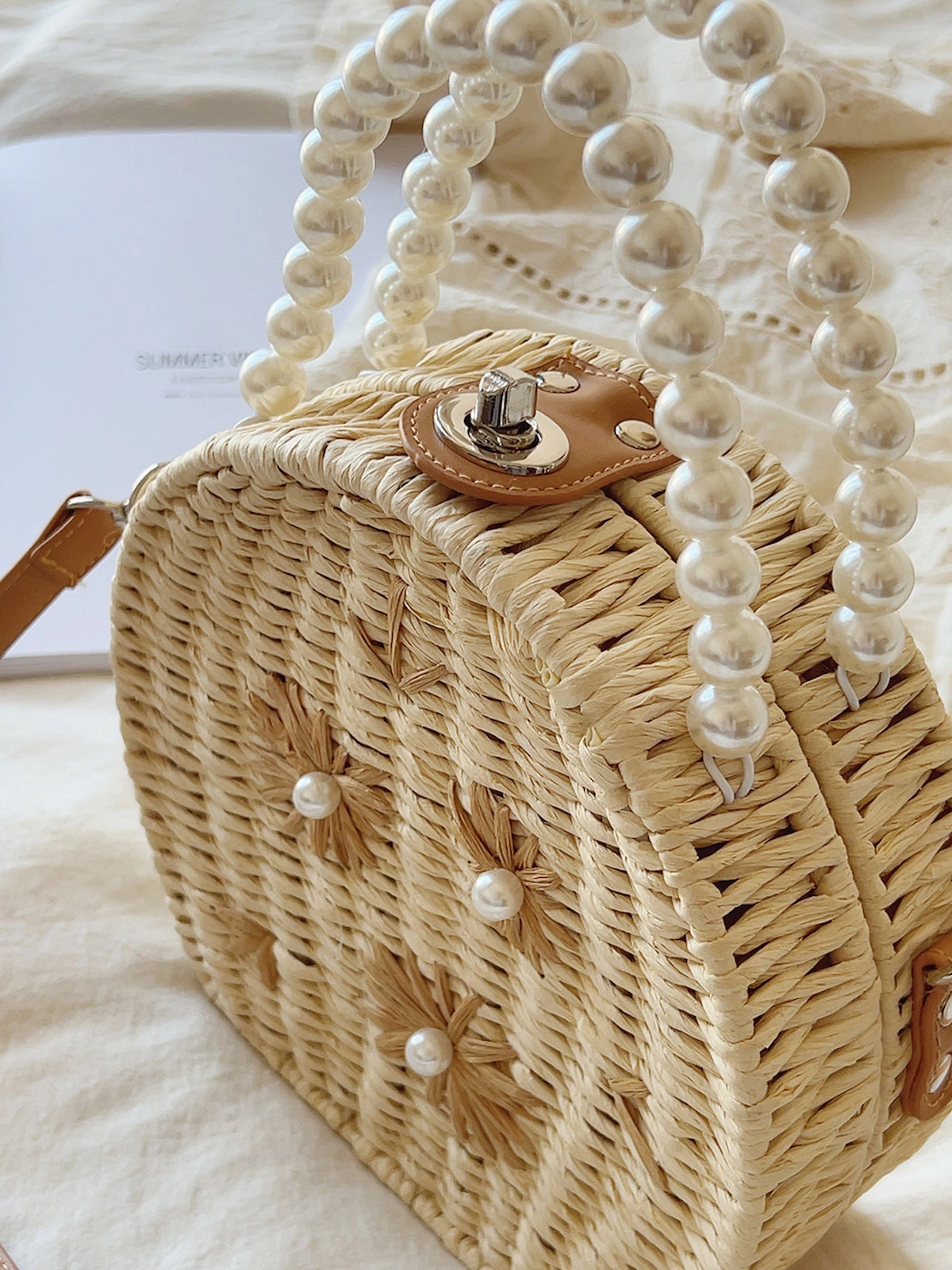 Daily Organizer Elena Handbags Straw Woven Round Shoulder Purse