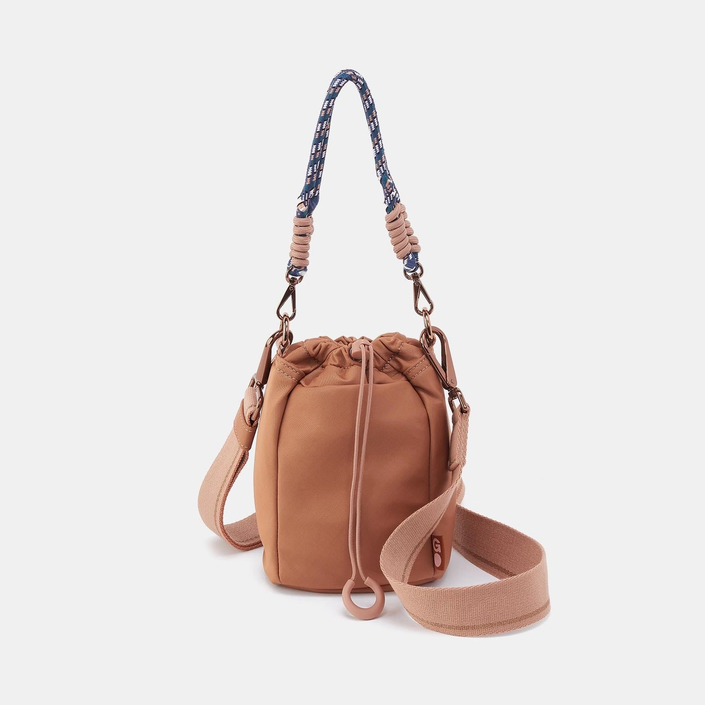 QUICK CINCH CROSSBODY in CaRefiber recycled nylon - Dune Compact Shape