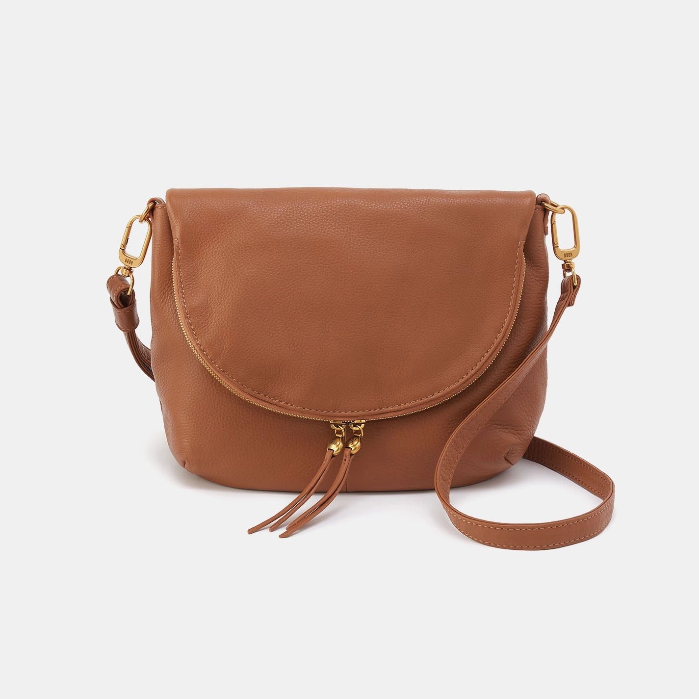 Fern Foldover Messenger In Pebbled Leather - Warm Honey Street Utility