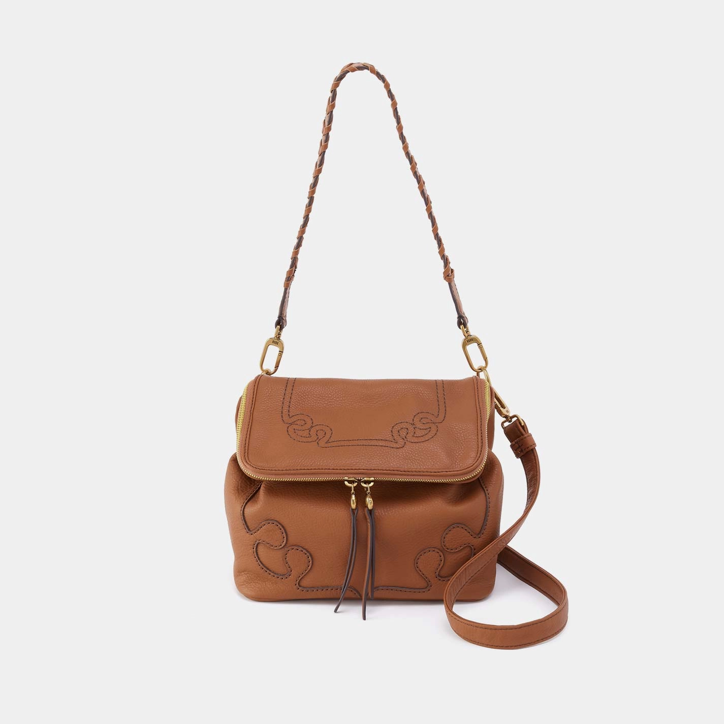 Icon Piece Comfortable strap that can be adjusted for personalized wear Fernwell Medium Crossbody in Pebbled Leather - Warm Honey