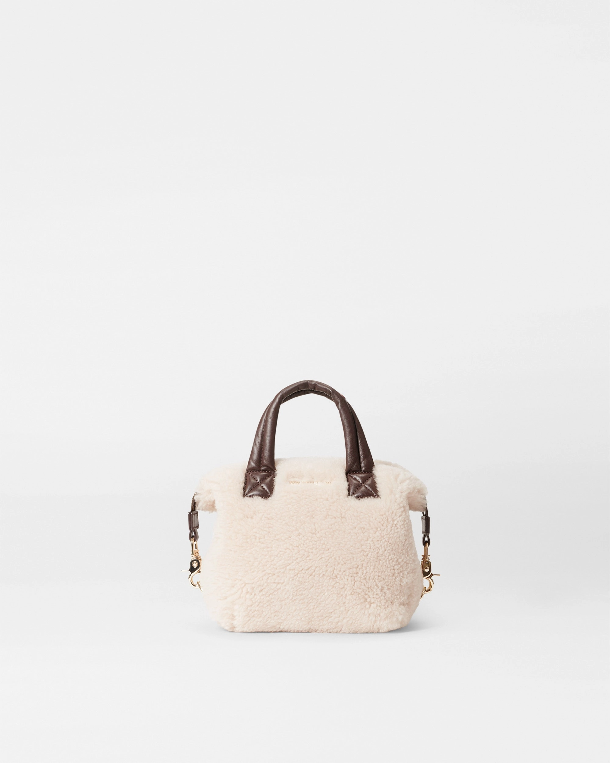 Made with high-quality materials that stand up to daily use Functional Casual Gear Shearling and Gold Metallic Leather Micro Sutton