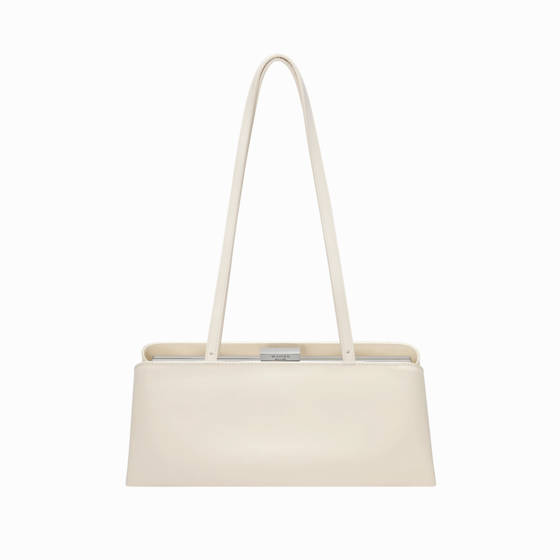 Casual Outfit Silver Ivory ??clair Bag