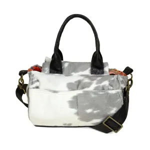 Modern Engineering Responsible Fashion Anita: Silver Cowhide