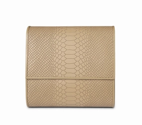 Essential travel wallet Modern Accessory CHAMBER WATCH CASE 02