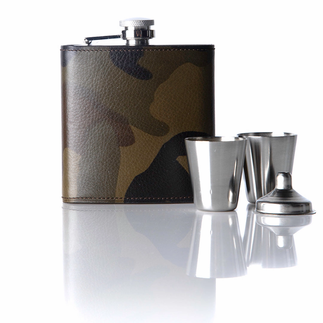 Compact Function Practical Journey Hip Flask Gift Set, 6 Oz, Camouflage Leather