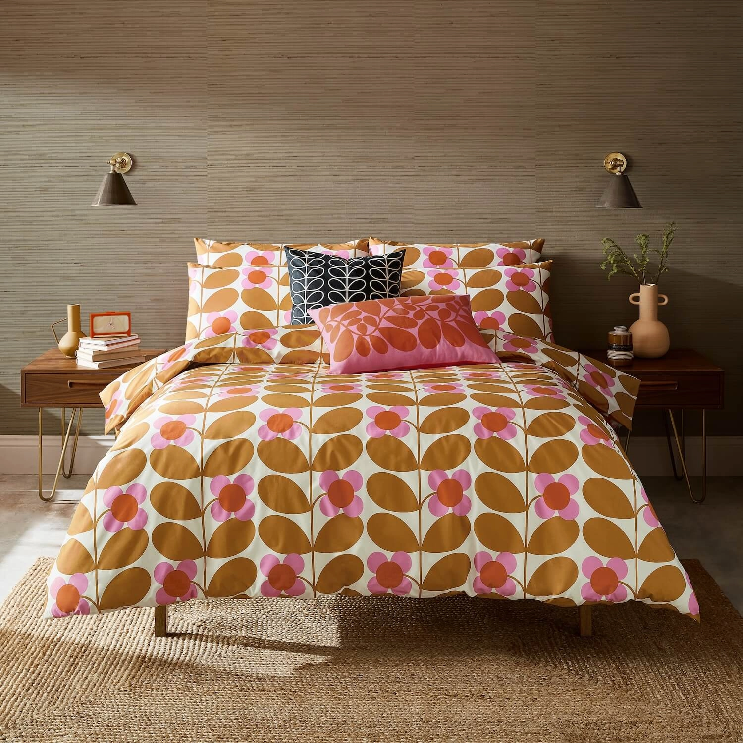 Stem Bloom Bed Linen Set - Saffron Outdoor Ready