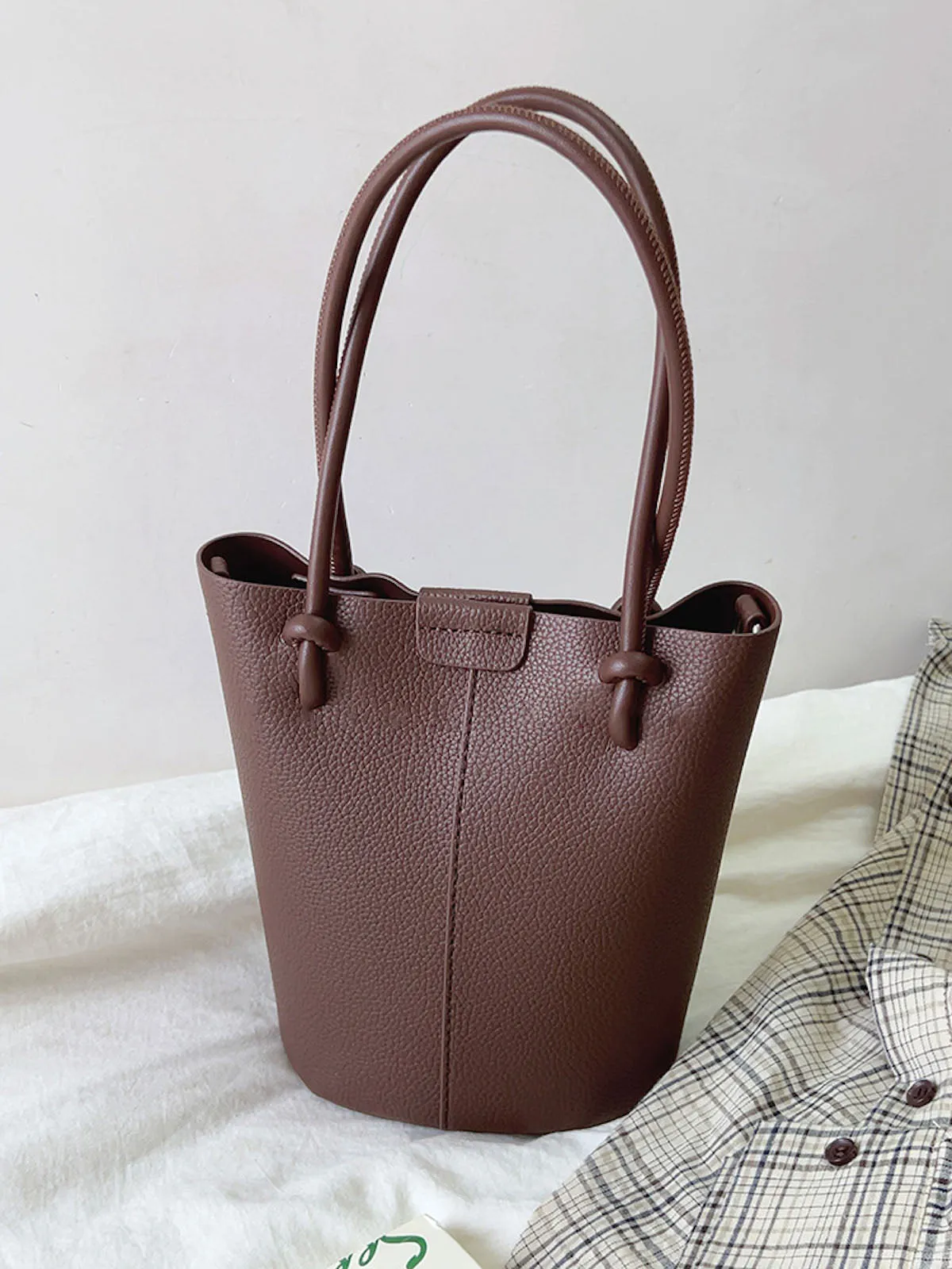 Daily Carry Gear Elena Handbags Chic Leather Bucket Bag