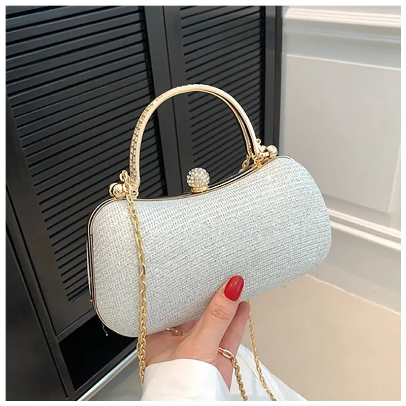 Design Proportion Casual Everyday The Valery Clutch Bag