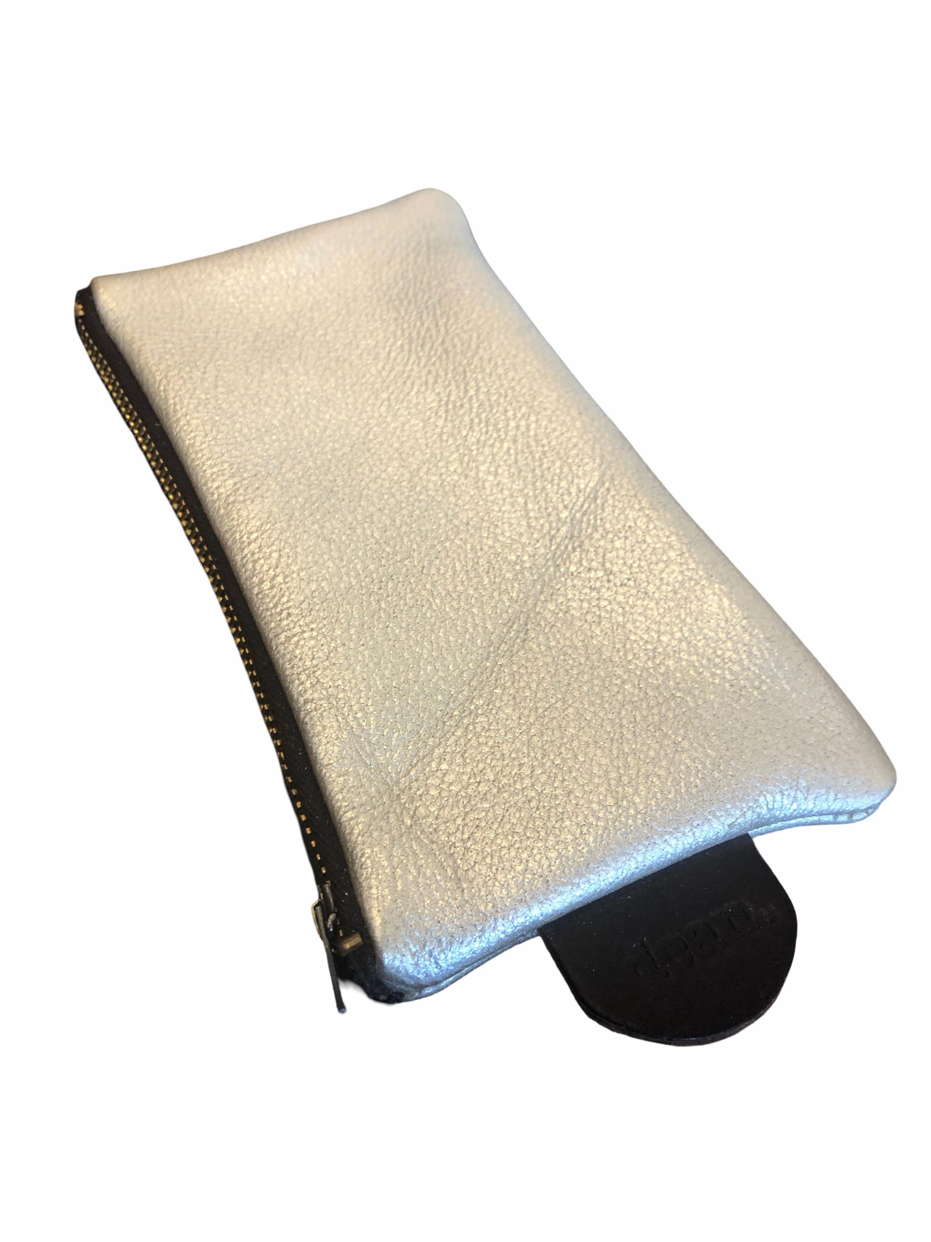 Comfort Wear Compact Shape ZP #5 Small zip pouch