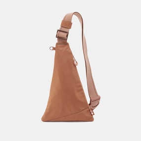 SURE THING Sling in CaRefiber recycled nylon - Dune Minimalist Street Outfit