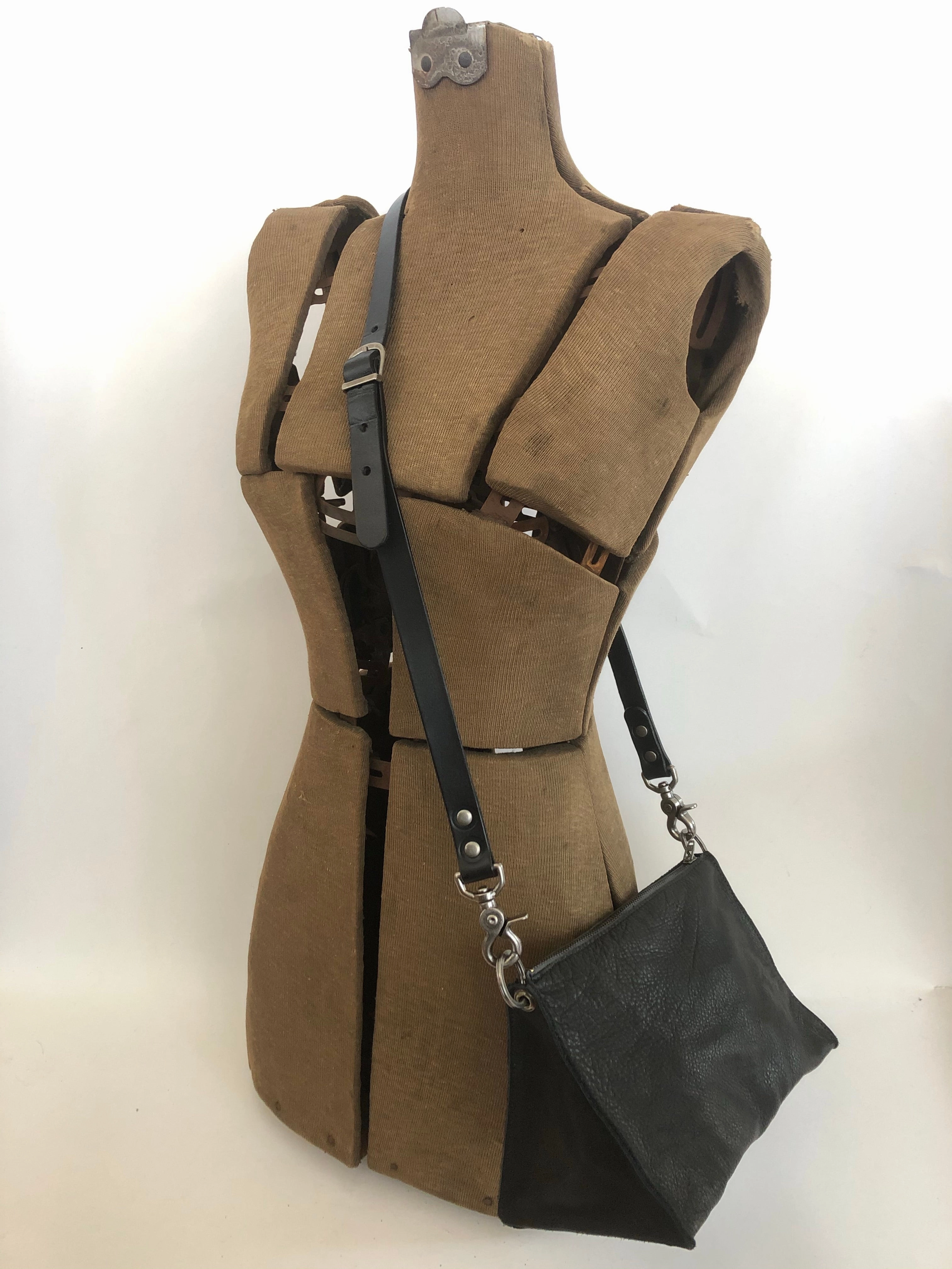 Eco Friendly Tri Zip ( lamba w/thin strap)