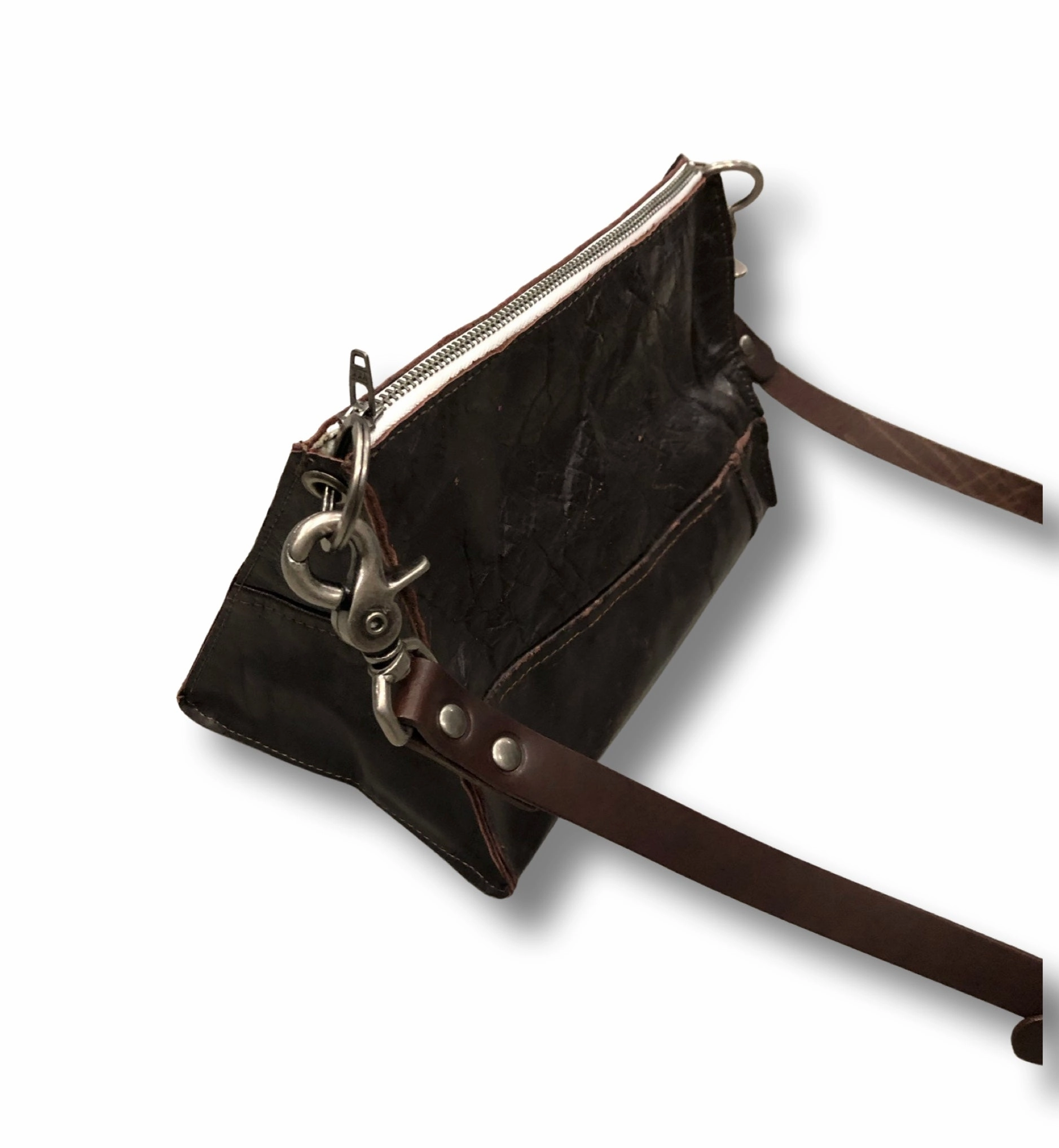 Tri Zip ?? Modern Adventure Daily Functionality