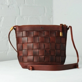 Venture Crossbody Bag-Italian Leather-Updoo Chestnut Urban Trend Practical Utility